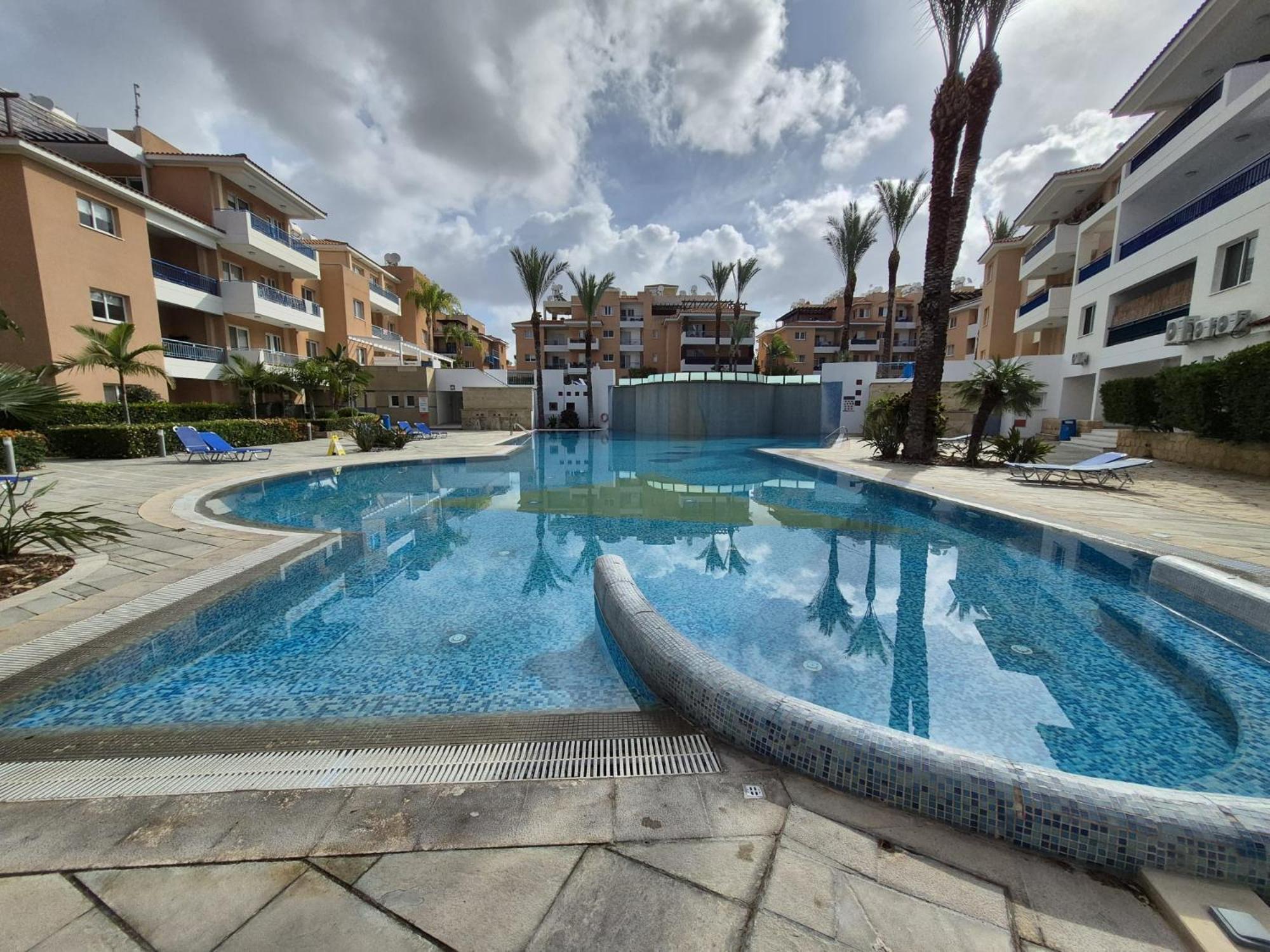 Casa Del Sol Townhouse In Iris Village Paphos Exterior photo